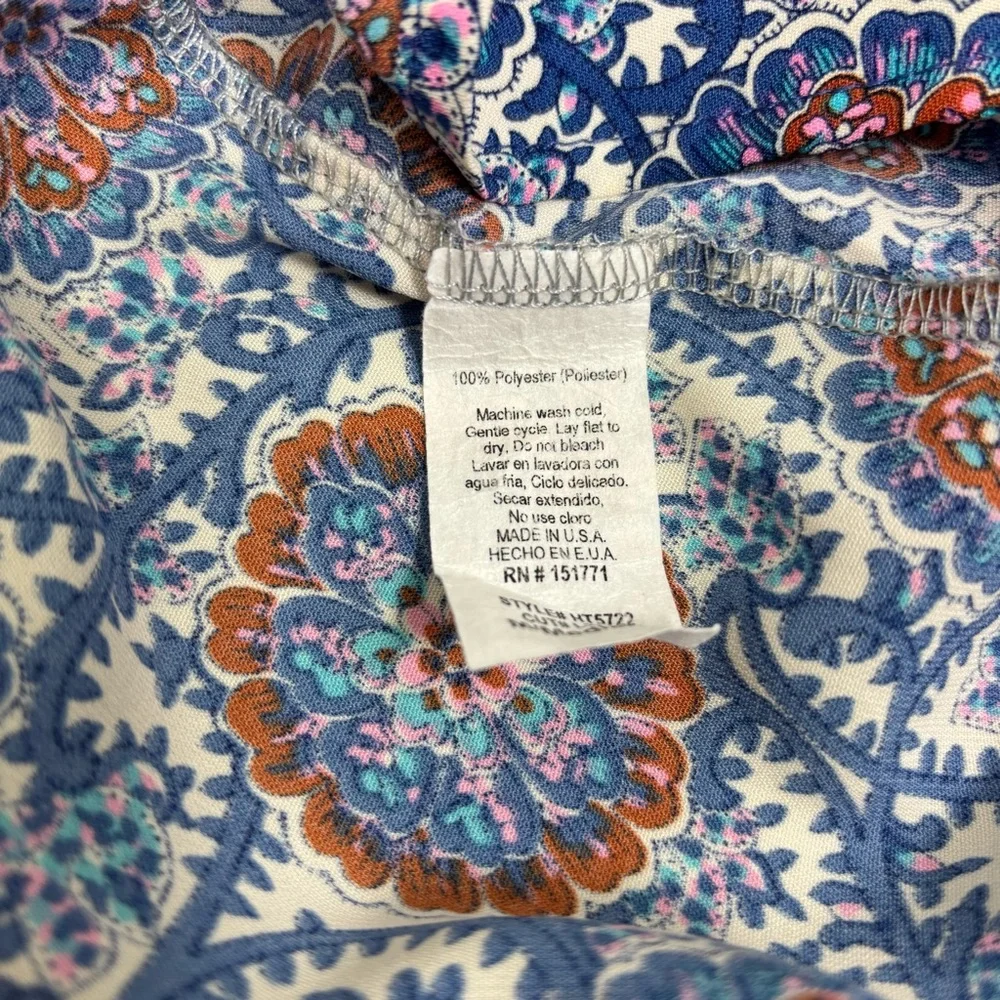 Le Lis Blue Floral Paisley Boxy Blouse‎ with 3/4 Sleeves size M